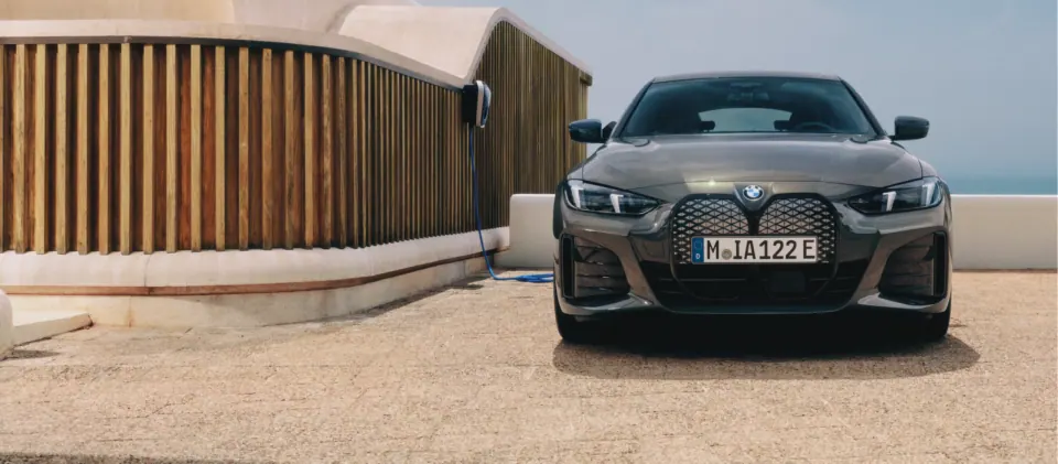 BMW i4 eDrive40 — Exterior · imagens do modelo da BMW Portugal