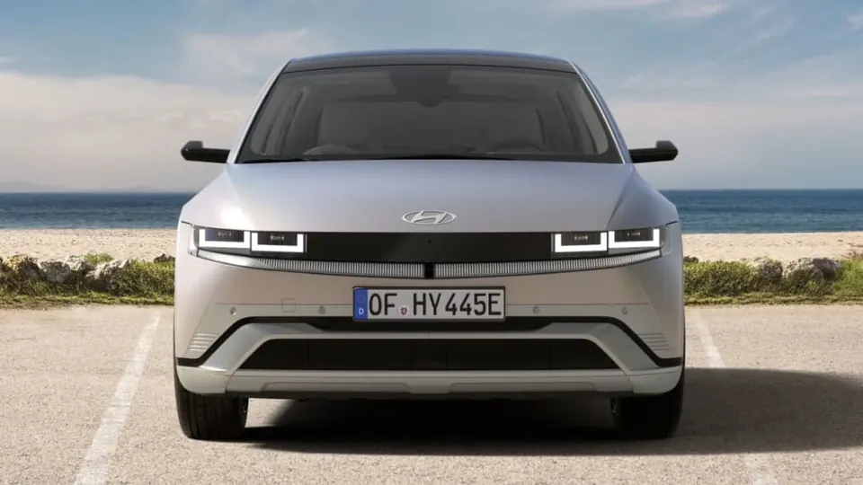 Hyundai IONIQ 5 Premium Plus 84 kWh — Vista dianteira · 84 kWh RWD europeu